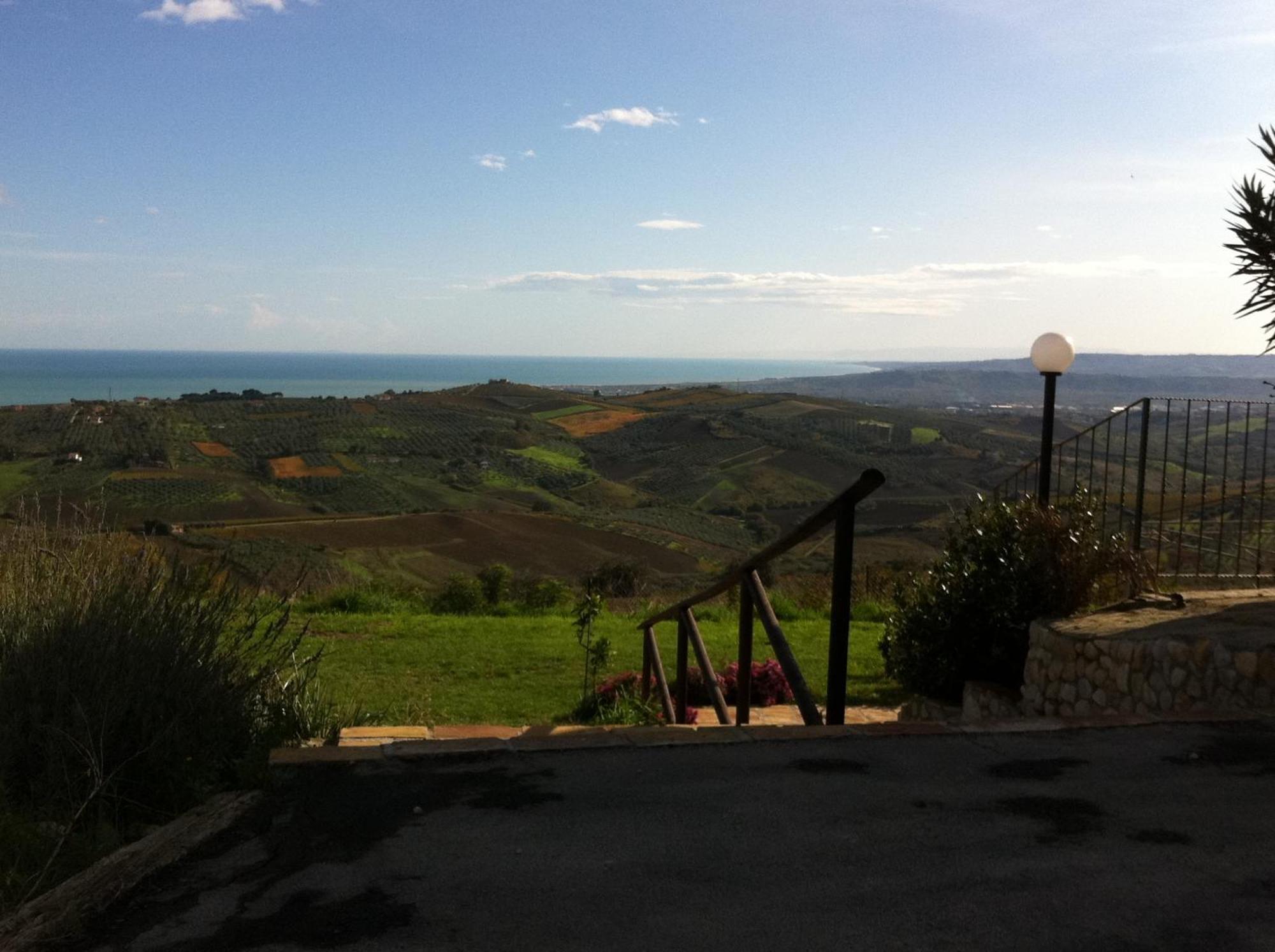 Villa Polercia Cupello Luaran gambar